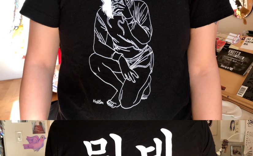뭘봐 (WTF ARE YOU LOOKING AT) BLACK T-SHIRT – $25.00